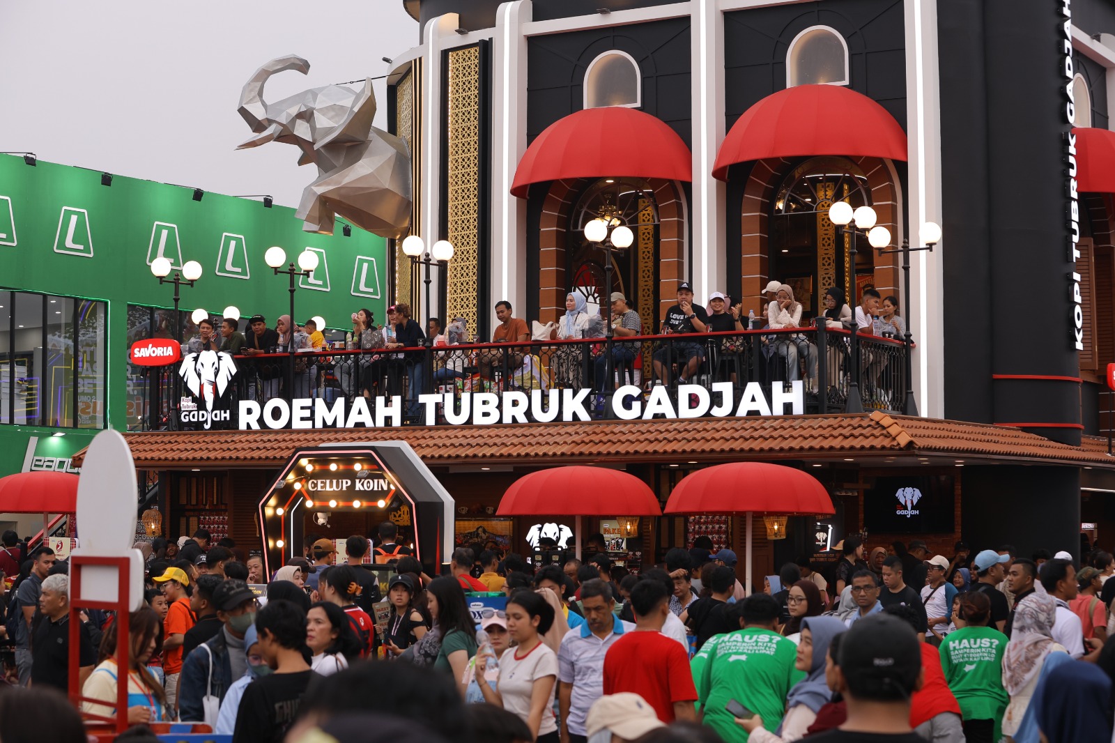 Spot-Spot Ngopi Asyik di Jakarta Fair Kemayoran 2025