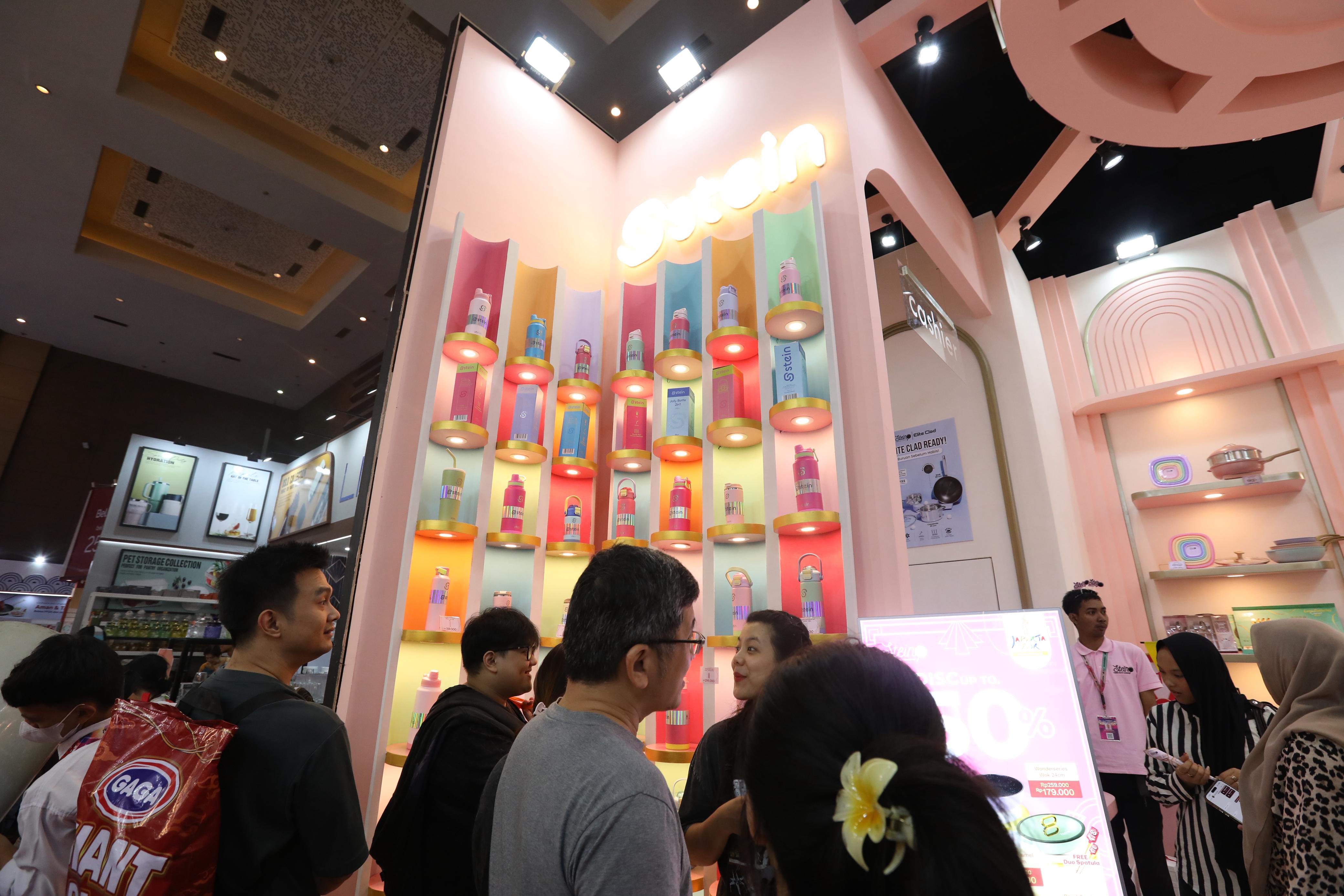 Kumpulan Tumbler Murah dan Estetik di Jakarta Fair 2025