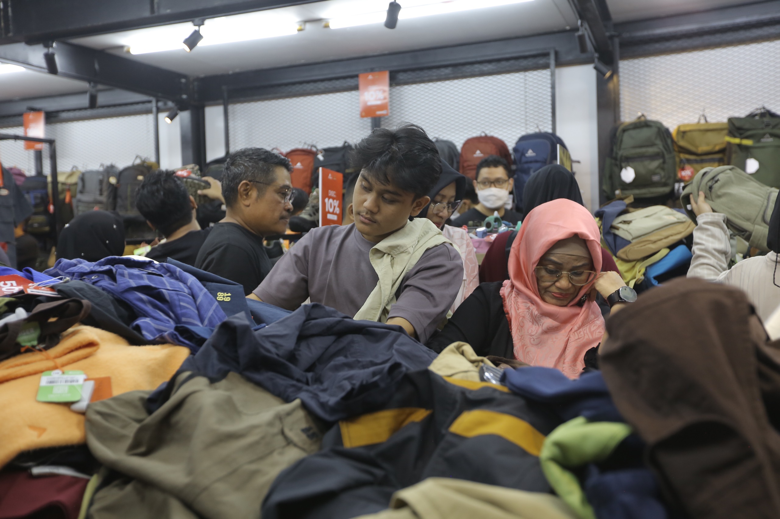 Diskon Besar Perlengkapan Outdoor di Jakarta Fair 2025